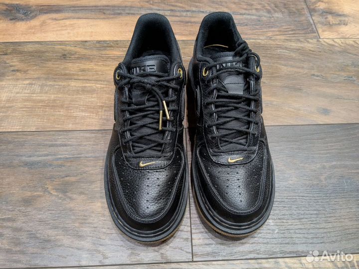 Nike Air Force 1 Low Luxe Black Gum