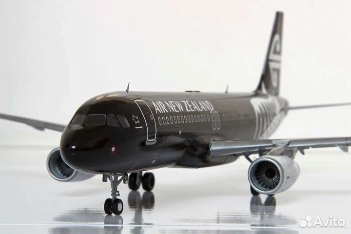 Модель самолета Airbus 320