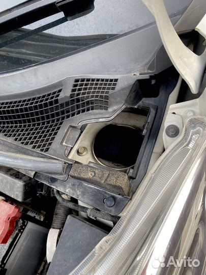 Заглушка крышка опоры стойки амортизатора Leaf