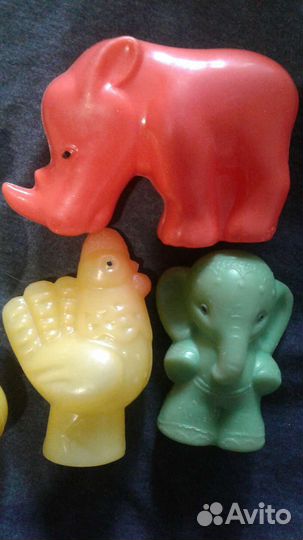 Игрушки пластмасс