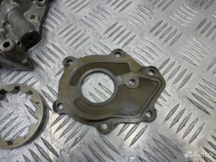 Насос масляный Ford Fusion 1 fxja 2005