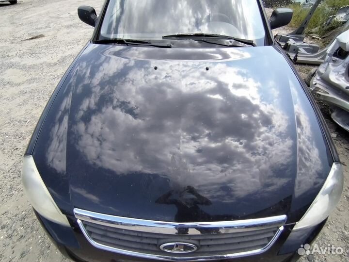 Капот на LADA priora