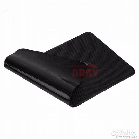 Противоскользящий коврик с логотипом авто