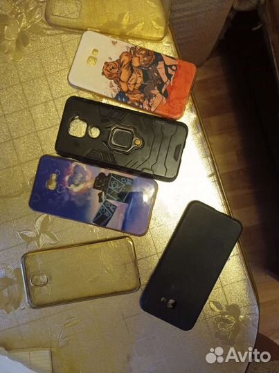 Чехлы на телефон
