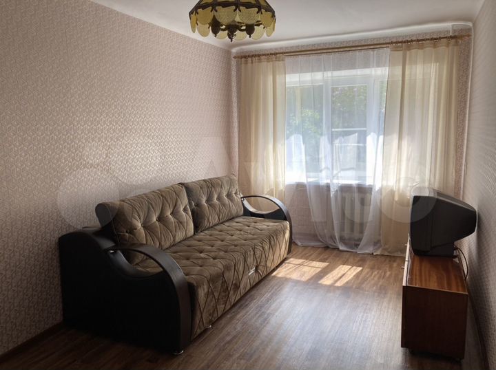 2-к. квартира, 40,6 м², 1/3 эт.