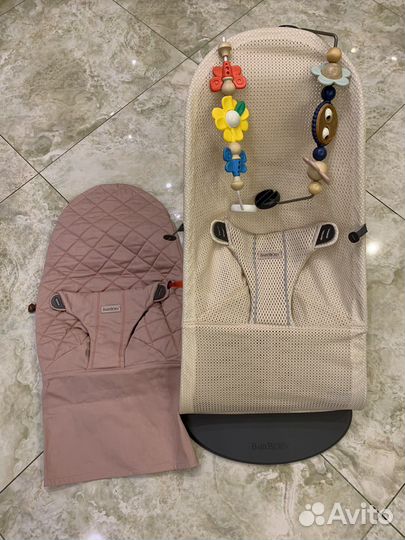 Шезлонг BabyBjorn + аксессуары