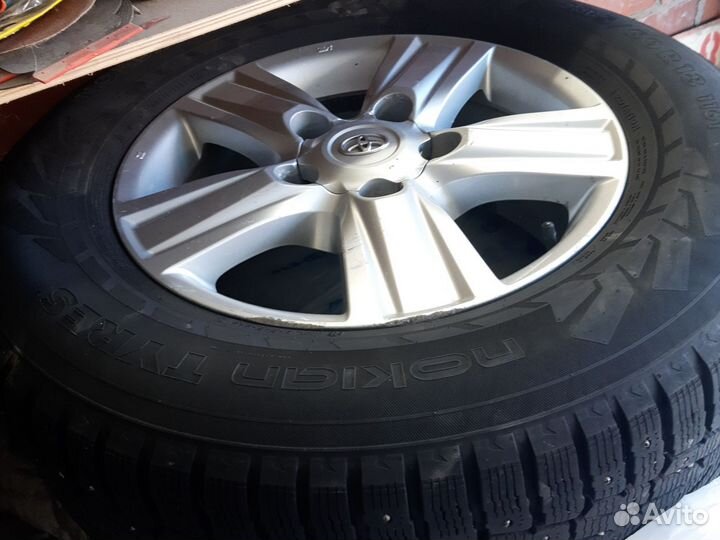 Nokian Tyres Hakkapeliitta 7 285/60 R18