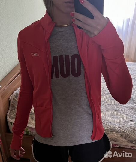 Спортивная кофта reebok