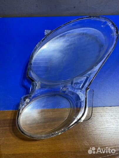 Стекло фары переднее левое Mercedes-Benz E-Class