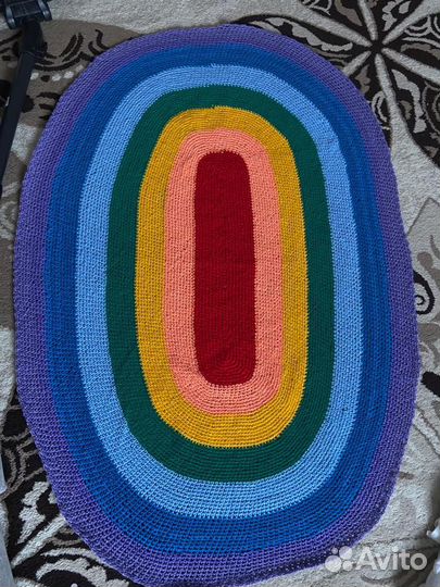 Коврик ручной работы