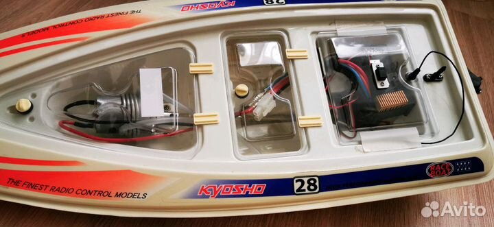 Моторная лодка Sunstorm 600 с электродвигателем