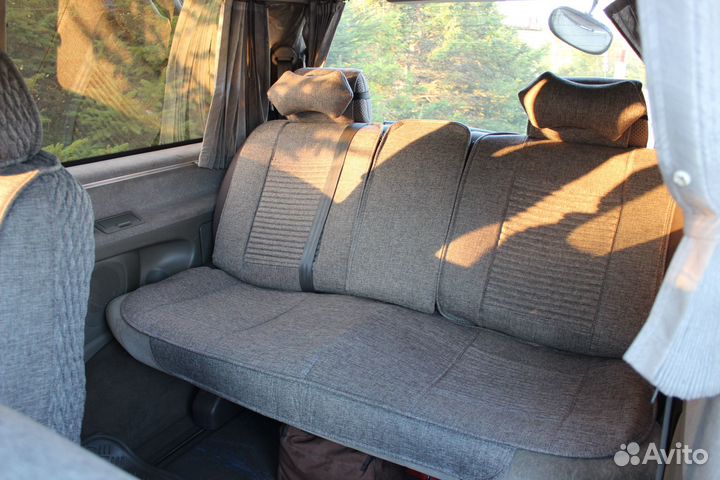 Заказ Микроавтобуса с водителем (просторный салон)