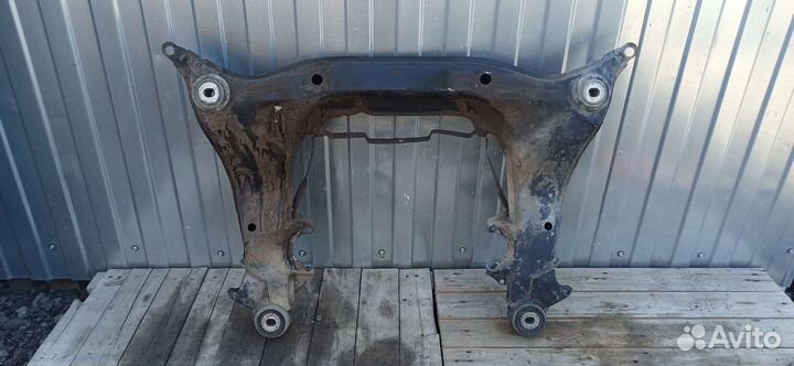 Подрамник Volkswagen Passat B5+