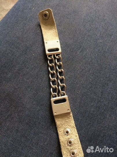 Кожаный браслет