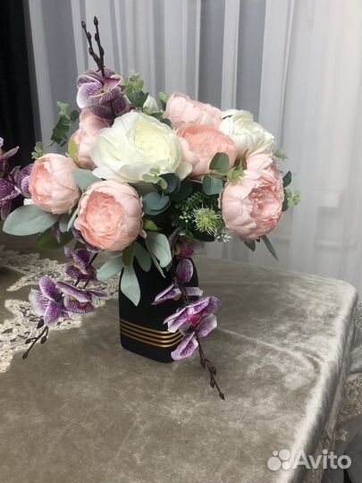 Ваза с цветами