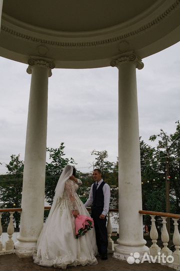 Свадебное платье пышное со шлейфом