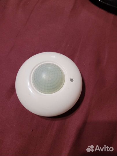 Электронный сенсор включения освещения, сирены