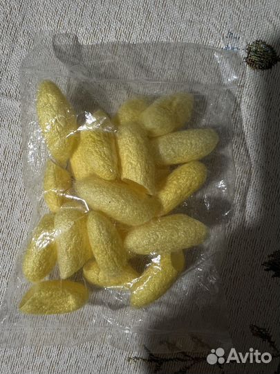 Шёлковые коконы для ухода за лицом