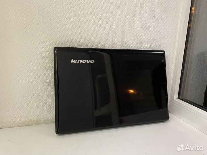 Шустрый ноутбук lenovo i3/4gb/intel hd 3000/500gb