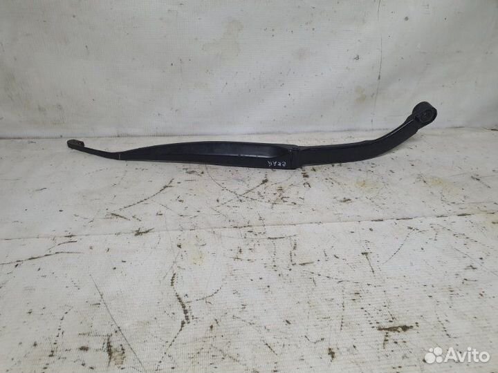 Поводок дворника передний левый Nissan Skyline