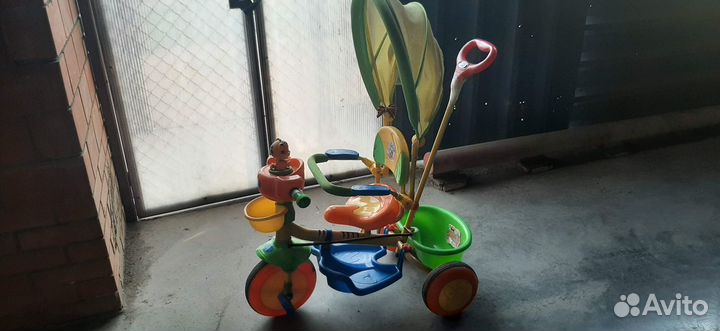 Детский велосипед с ручкой