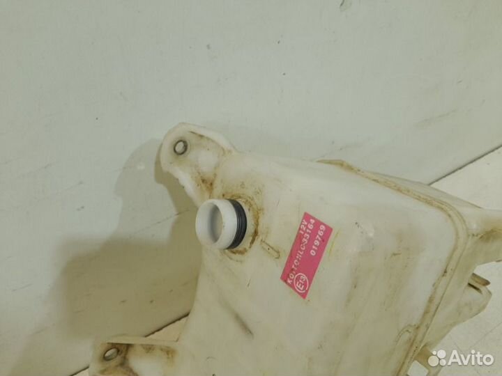 Бачок омывателя передний Lexus Rx 4 2016-2022