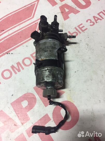 Топливный фильтр Hyundai Santa Fe 2010