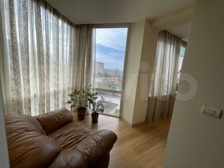 4-к. квартира, 158,4 м², 5/10 эт.