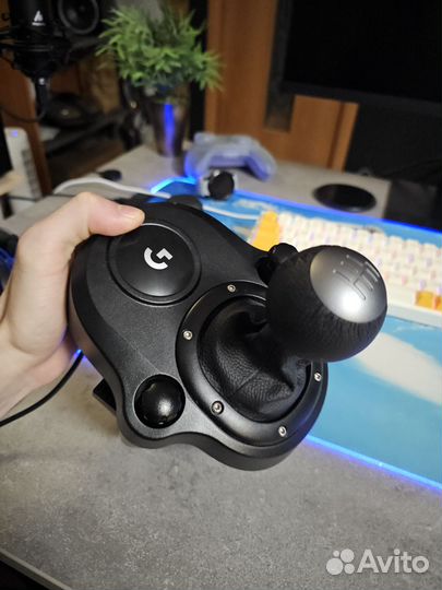Игровой руль logitech g923 +кпп