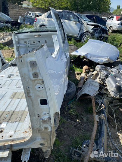 Капот LADA largus