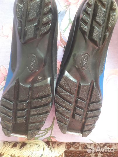 Лыжные ботинки