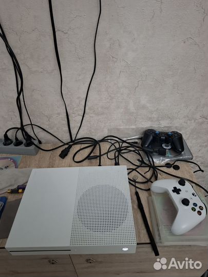 Xbox one s 500 gb с играми