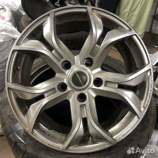 Диски Toyota Land Cruiser 200 invader R20