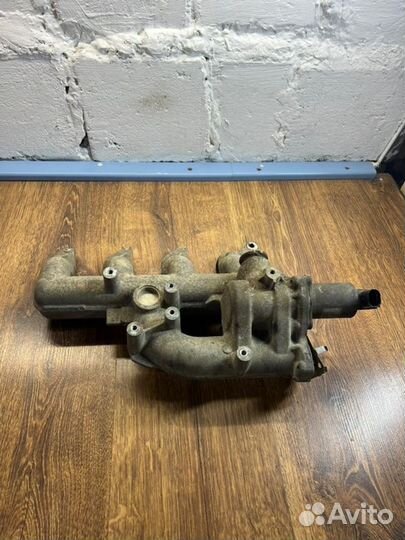 Коллектор впускной Nissan Primera P 12 универсал 1