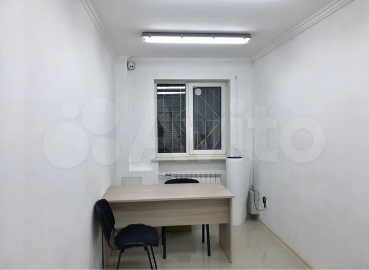 Помещение с отдельным входом 58.0 кв.м