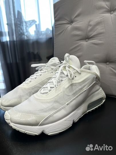 Кроссовки мужские nike air max 2090 белые