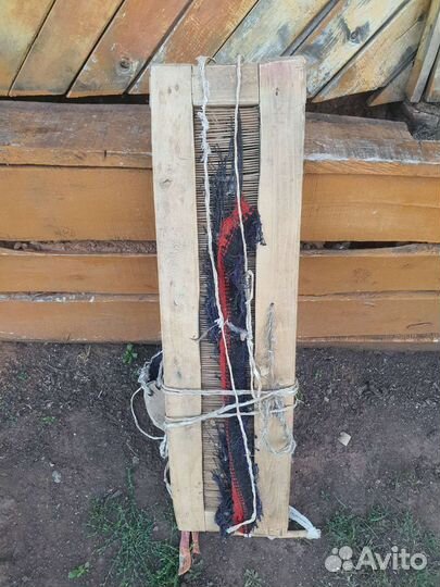 Старинный ткацкий станок