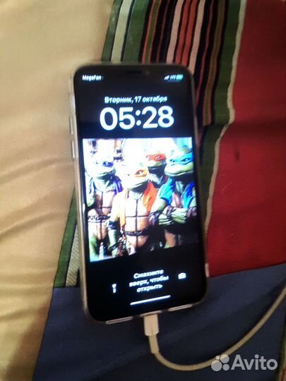 iPhone X, 64 ГБ