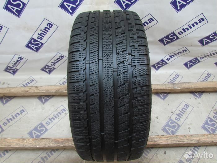 Kumho I'Zen KW27 245/45 R17 102R