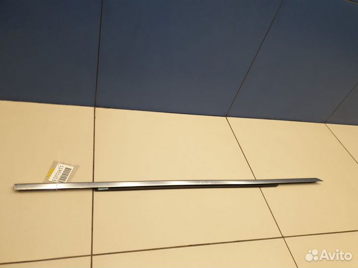 Молдинг стекла передней правой двери Mercedes CLA-klasse C118 2019