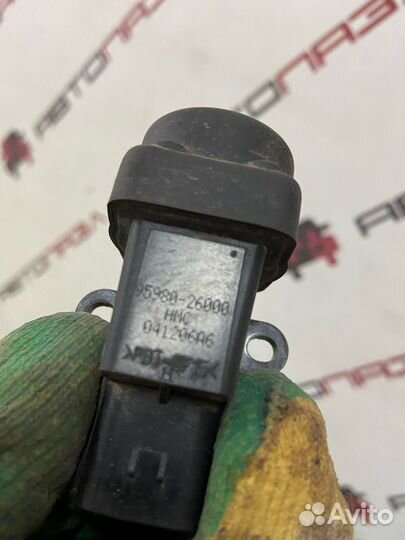 Выключатель топливного насоса Kia cerato LD