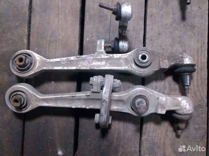 Рычаг передний нижний Audi Volkswagen