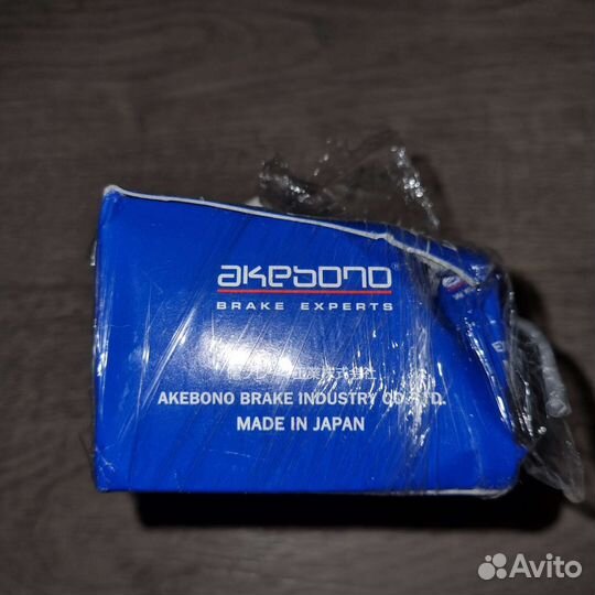 Тормозные колодки задние для Subaru