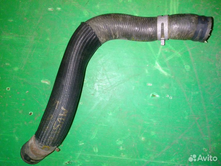 Патрубок радиатора ford mustang 5 форд мустанг 3.7