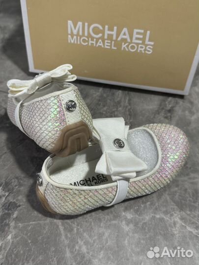 Балетки туфли новые Michael Kors, р.21