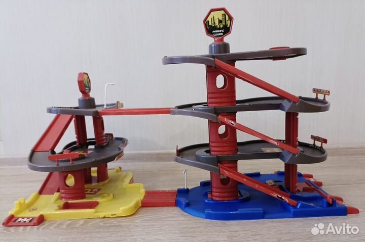 Игрушечная горка