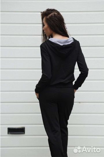 Костюм спортивный