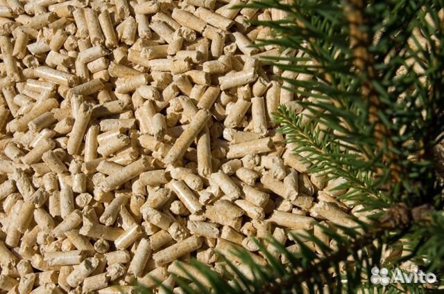 Древесный наполнитель и Бентонитовый комкующийся