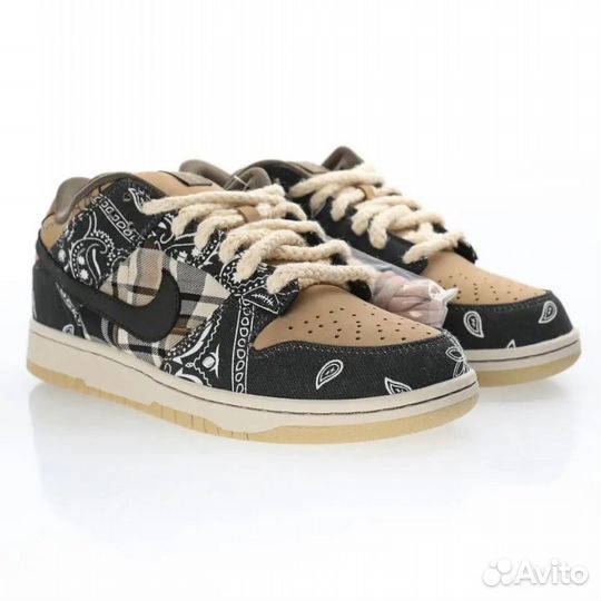 Nike Dunk Low X Travis Skott (39р)