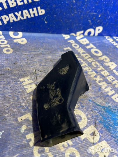 Воздуховод Volkswagen Passat B5 седан 1998